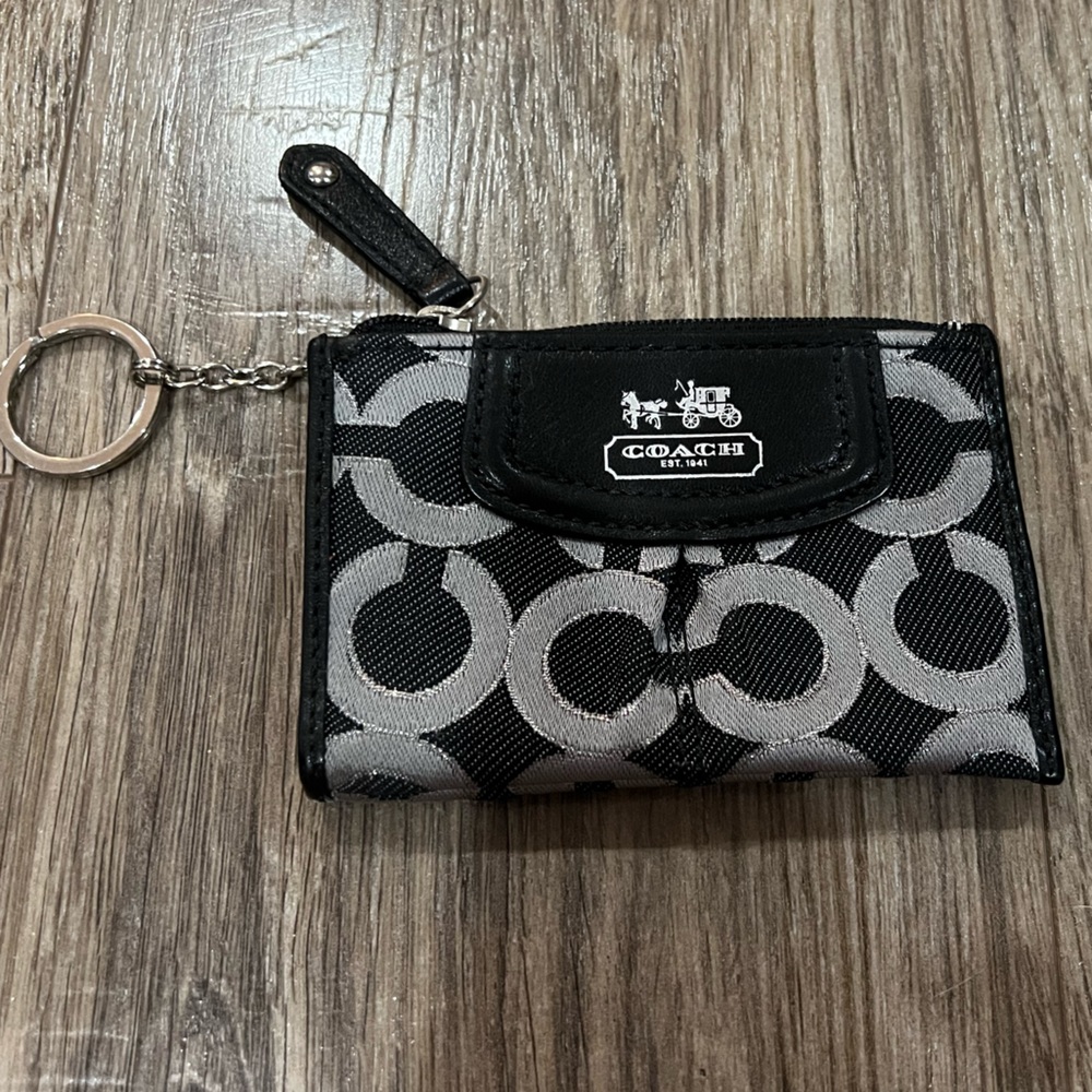Coach card case in silver/black